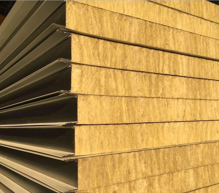  聚氨酯板的耐磨襯板的設(shè)計(jì)是怎樣？